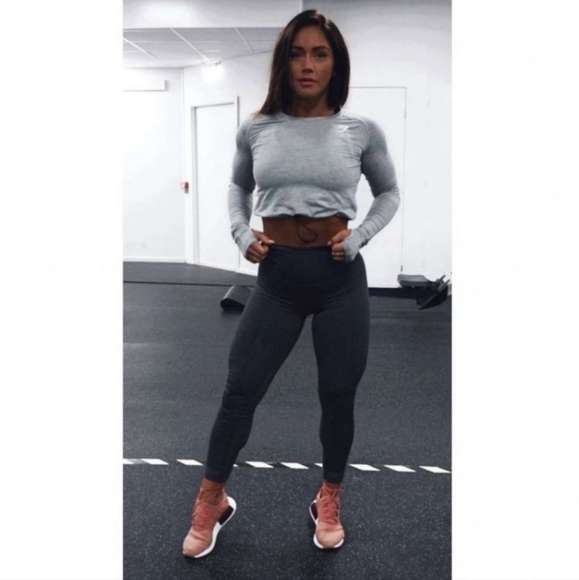 Gymshark Tops - Gymshark Drawcord Cropped Gym Top Small